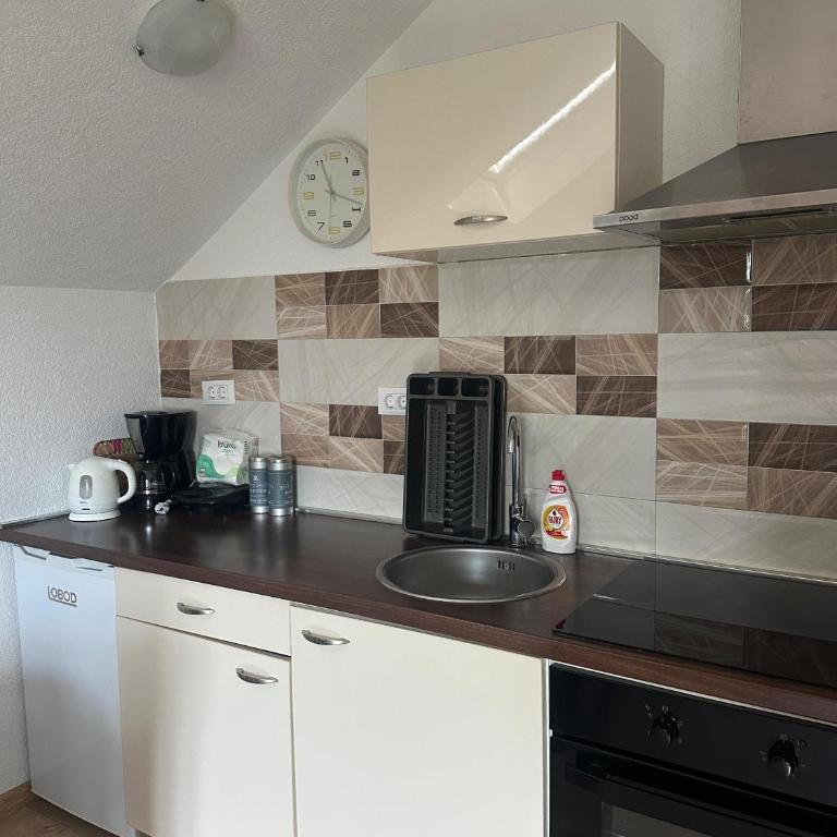 Apartmani Ksenija - One-Bedroom Apartment - 15