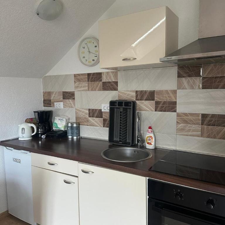 Apartmani Ksenija - One-Bedroom Apartment - 19