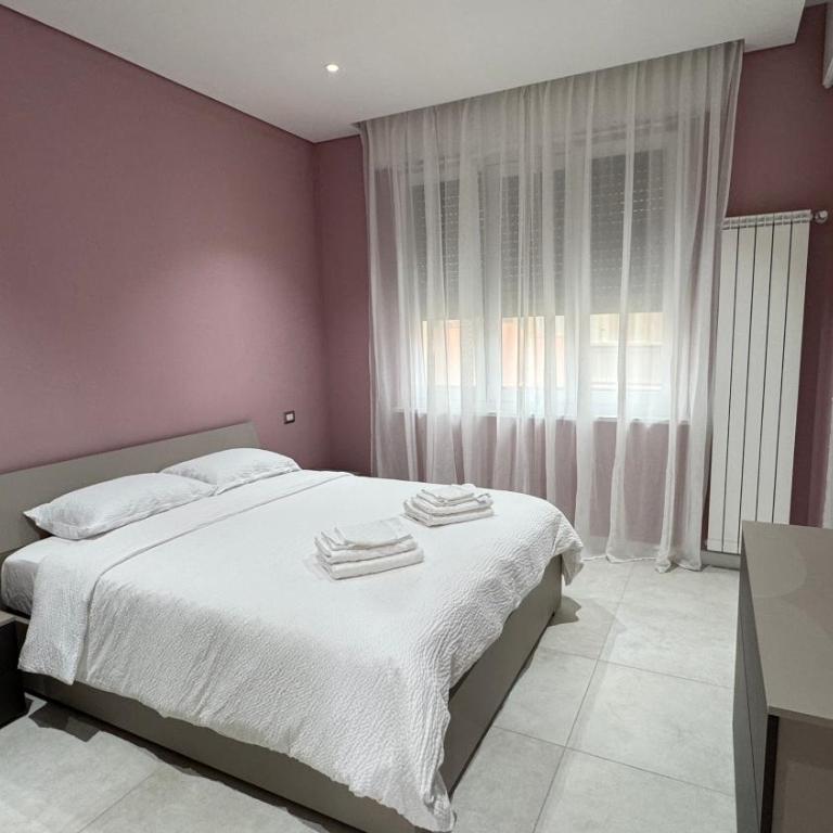 Toska's home - Two-Bedroom House - 9