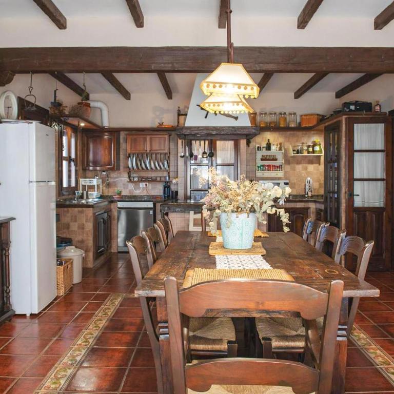 Beautiful Home In Conil De La Frontera - Casa de 5 dormitorios - 2