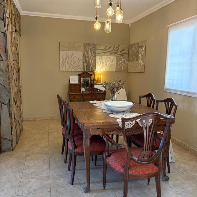 Alquiler temporario en Tucumán con pileta - Five-Bedroom House - 39