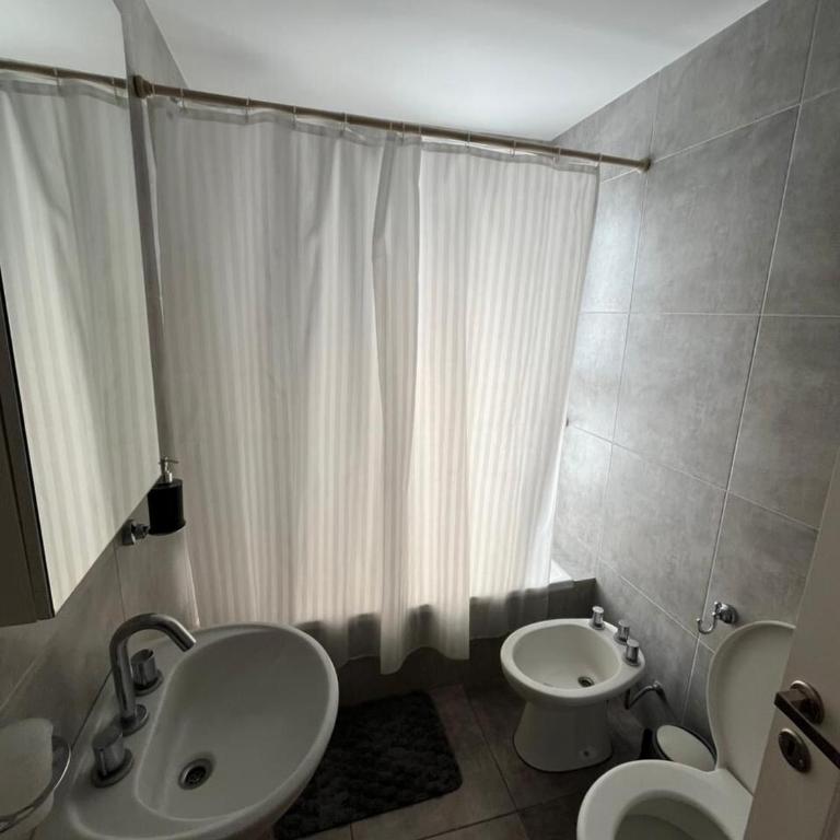 Downtown apartment near Cullen Hospital - Apartamento de 2 dormitorios - 2