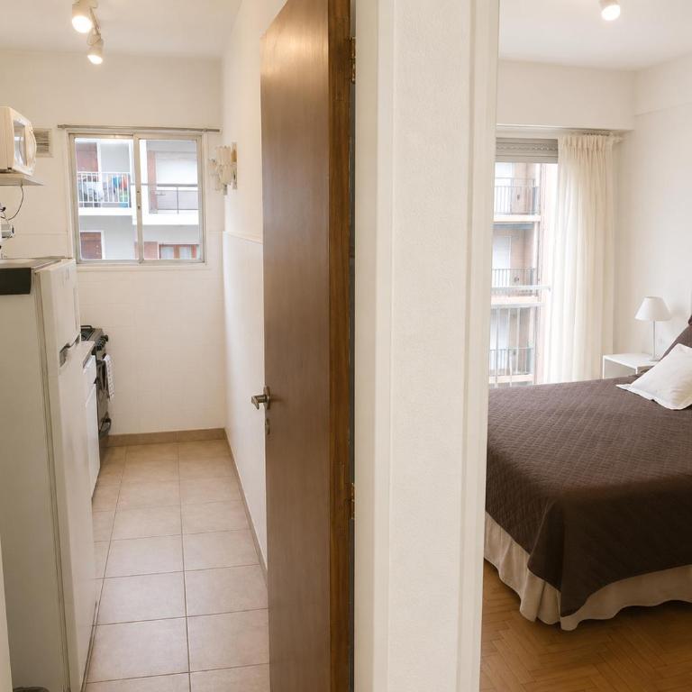 Luminoso y a 3 cuadras del mar ideal descanso, trabajo, trámites, congresos - Apartamento de 1 dormitorio - 7