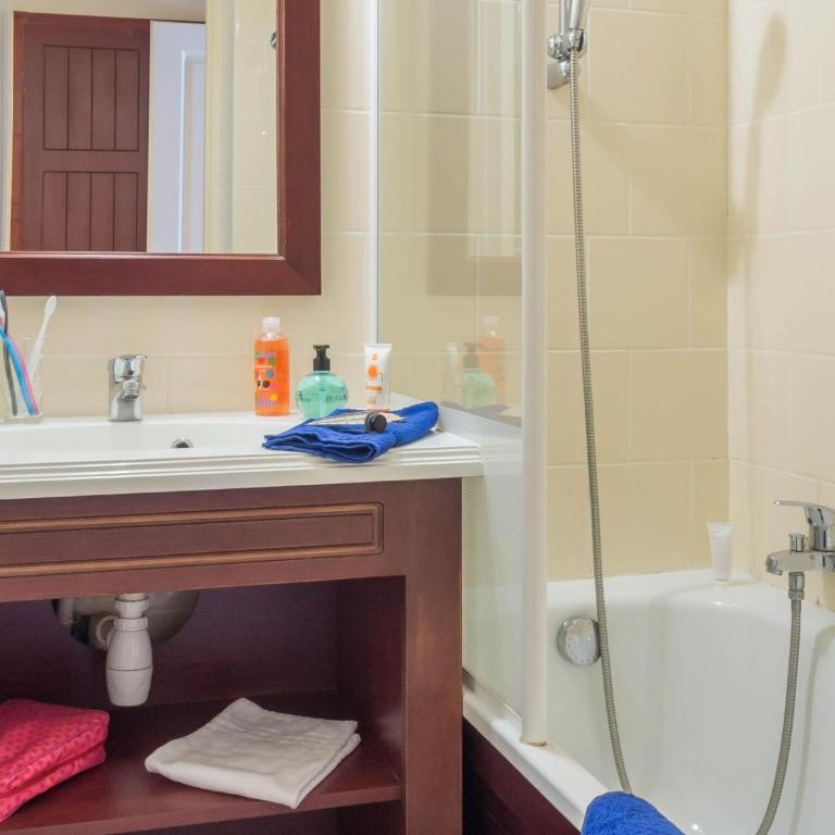 Chic Biscarrosse Forest Apartment - Appartement 1 Chambre - 12