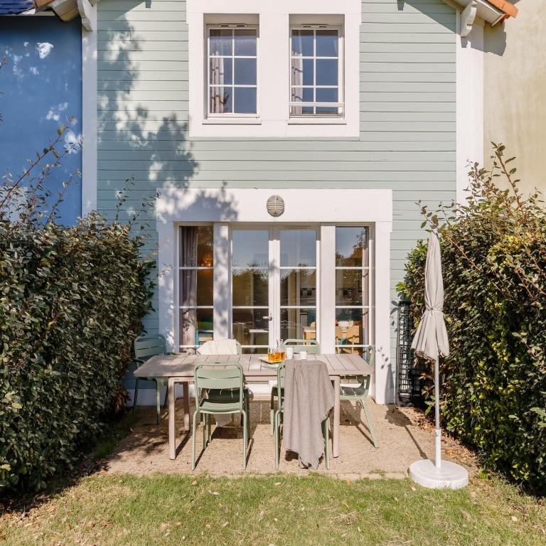 Coast Home with Play Area - Appartement 2 Chambres - 17