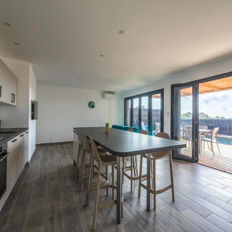 Lecci Villa with Outdoor Pools - Ferienhaus mit 4 Zimmern - 15