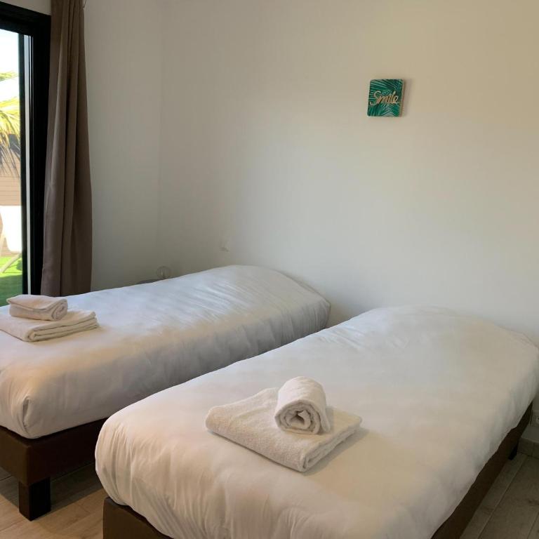 Lecci Retreat near Cala Rossa Beach - Villa con 4 Camere da Letto - 11