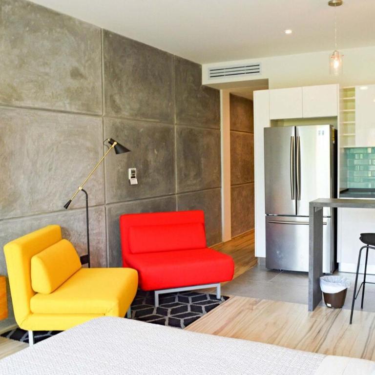 Oceanview Roof Pool, Balcony, Steps To Beach Clubs - Apartamento de 1 Dormitorio con balcón y vistas a la ciudad - 16