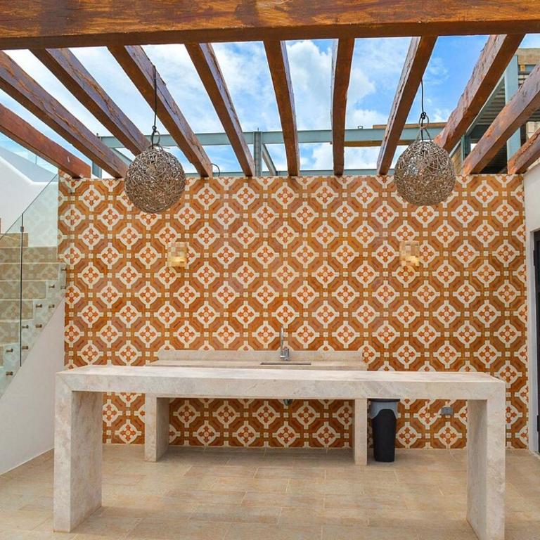 Oceanview Roof Pool, Balcony, Steps To Beach Clubs - Apartamento de 1 Dormitorio con balcón y vistas a la ciudad - 23