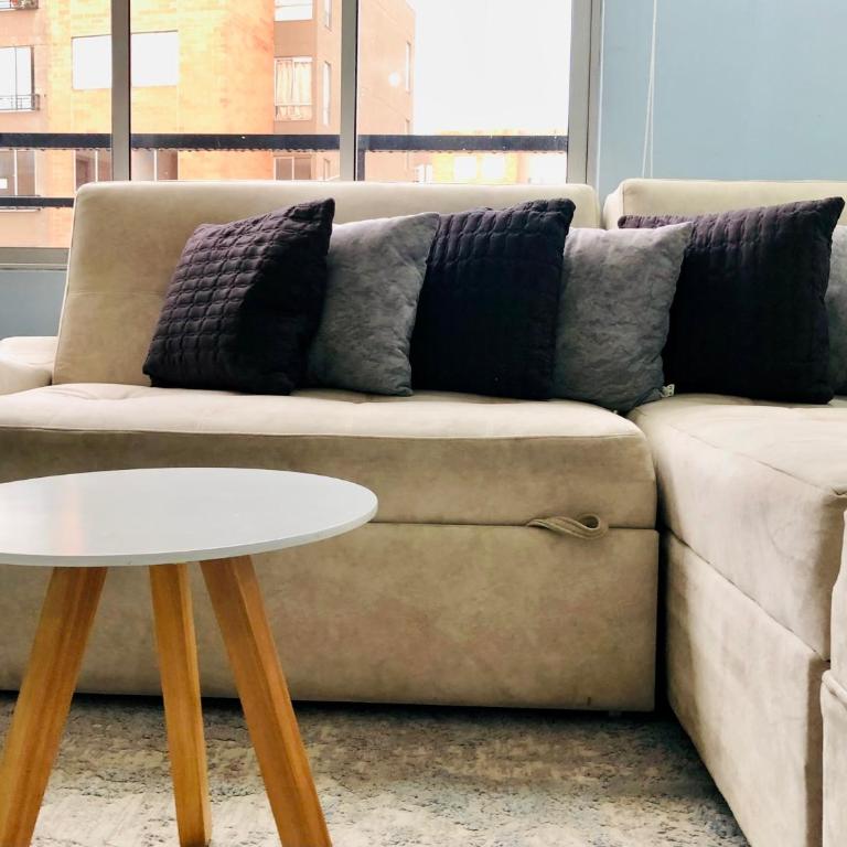 GV Aparta Suites Apto Familiar Amplio y Luminoso - Apartamento de 2 dormitorios con vistas al jardín - 6