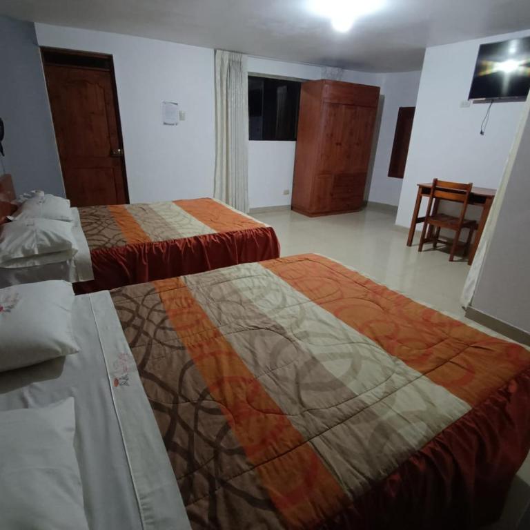 Hotel Pradera de los Celajes - Twin Room with Private Bathroom - 2
