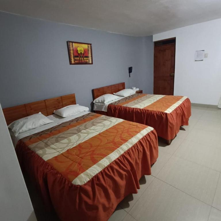 Hotel Pradera de los Celajes - Twin Room with Private Bathroom - 3