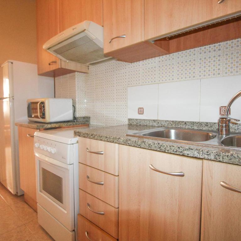 Apartamento acogedor a 100m de la playa en Llançà, con WiFi y renovado - ES-228-4 - Appartement - 13