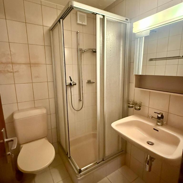 Charmante Ferienwohnung, Sonne & Bergblick - Apartment mit 2 Schlafzimmern - 9