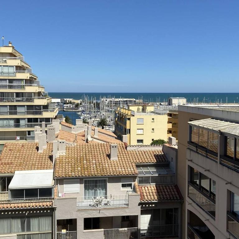 Appartement rénové avec parking, clim et vue mer - 4 pers. - FR-1-696-148 - Apartment - 11