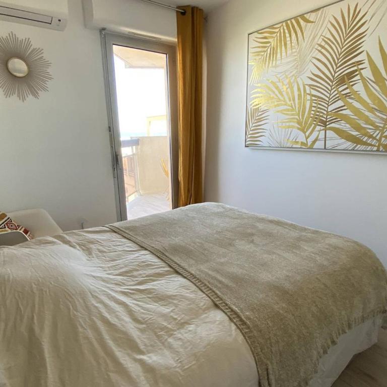 Appartement rénové avec parking, clim et vue mer - 4 pers. - FR-1-696-148 - Apartment - 14