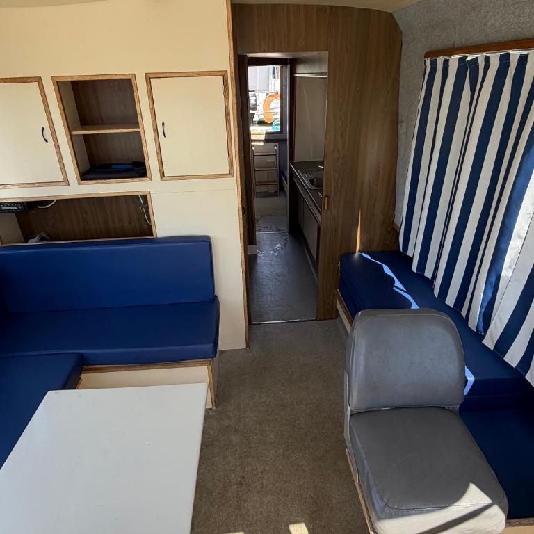 Bateau à quai chaleureux et unique - 5 pers. - API-1-46-33 - Maison de Vacances - 3