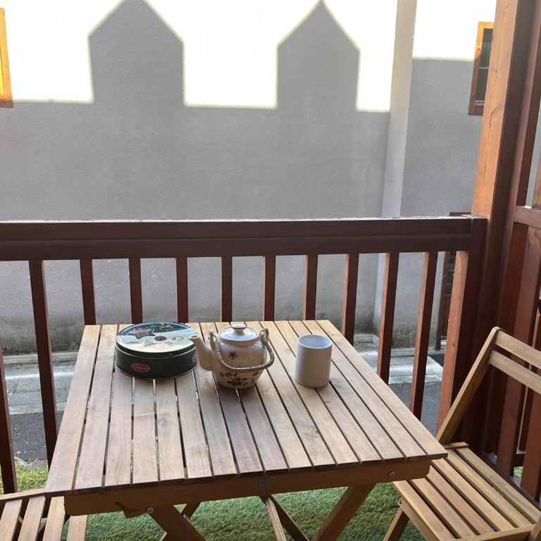 Studio confortable avec piscine et parking - 4 pers. - FR-1-812-162 - Apartment - 2