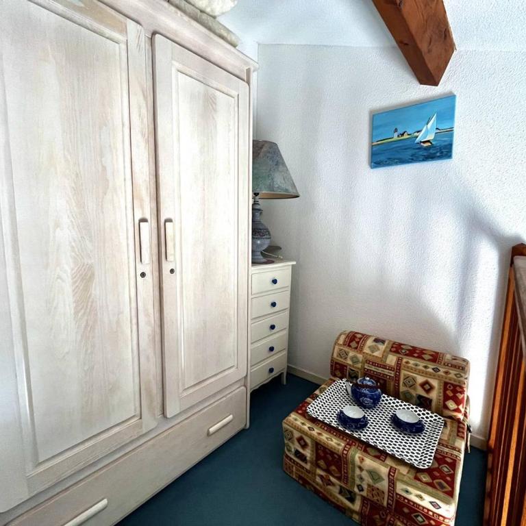 Mazet avec piscine, parking - 4 pers. - FR-1-251-947 - Appartement - 22