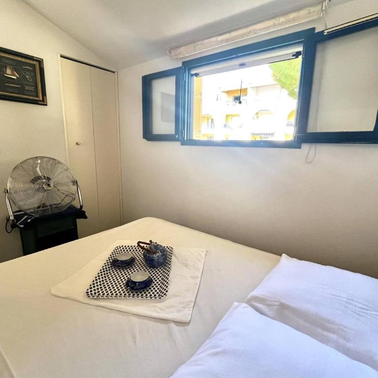 Mazet avec piscine, parking - 4 pers. - FR-1-251-947 - Appartement - 23