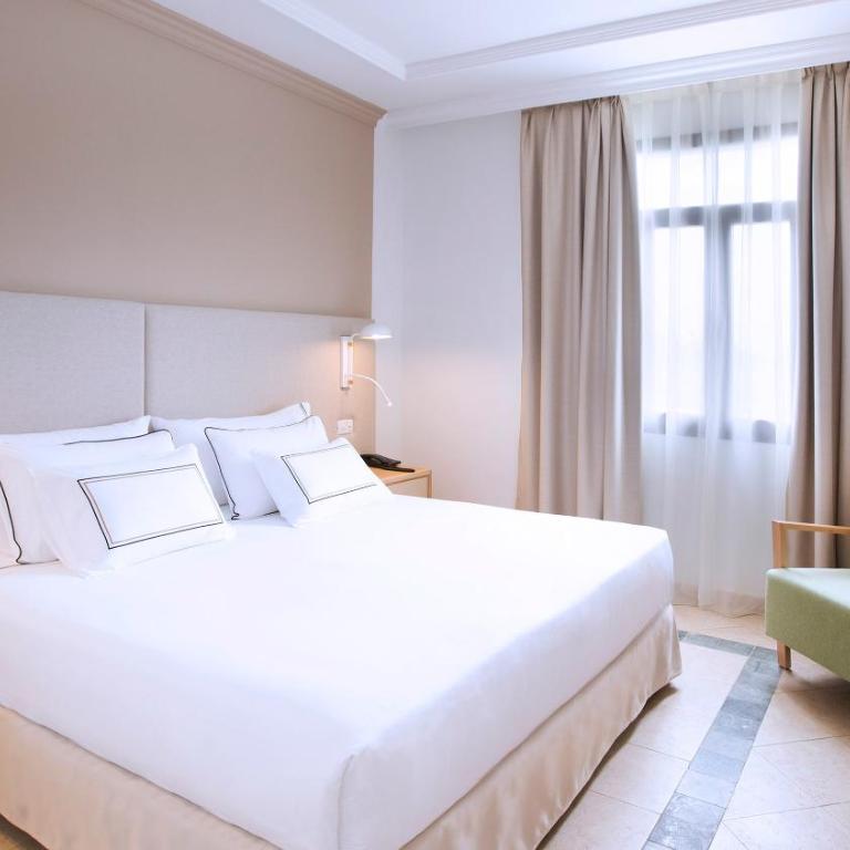Meliá Villaitana - Suite Junior (2 adultos y 2 niños) - 5