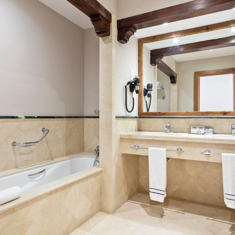 Meliá Villaitana - Habitación Familiar The Level - 2