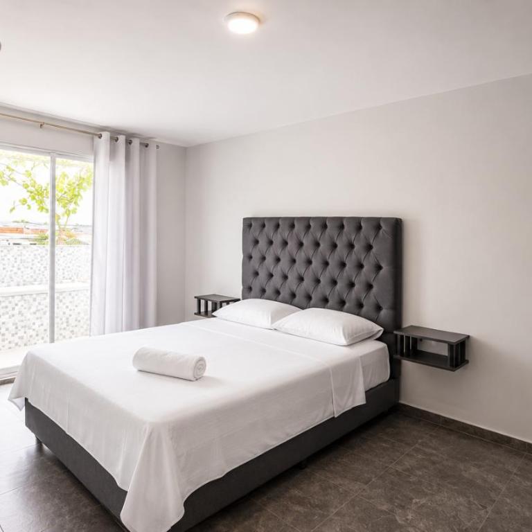Apartamentos cerca al centro de Cali - Apartamento de 2 dormitorios con balcón - 12