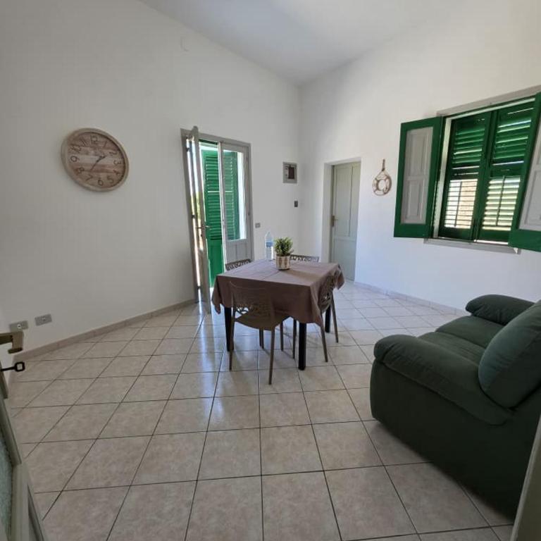Vivi Favignana Casa con 3 Camere - Appartamento con 3 Camere da Letto - 1