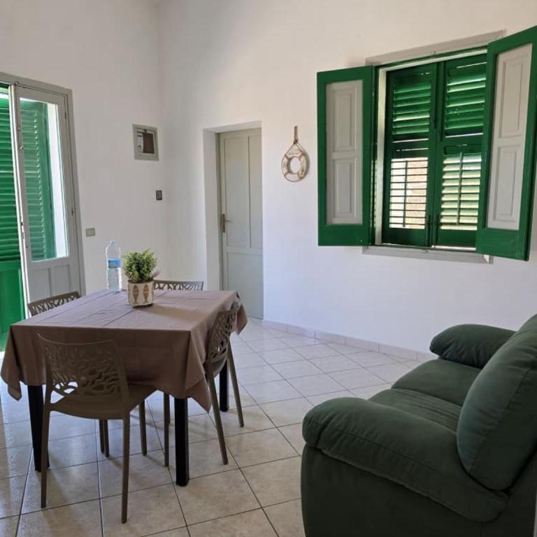 Vivi Favignana Casa con 3 Camere - Appartamento con 3 Camere da Letto - 6