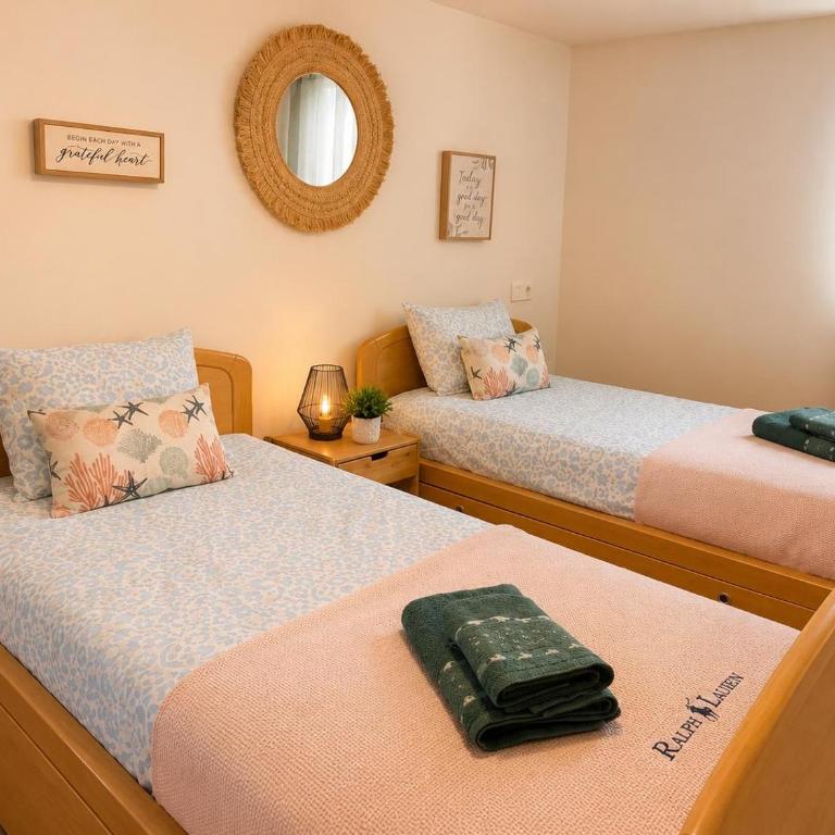 Beachfront Salou apartment with sea view - Apartamento de 3 dormitorios - 15