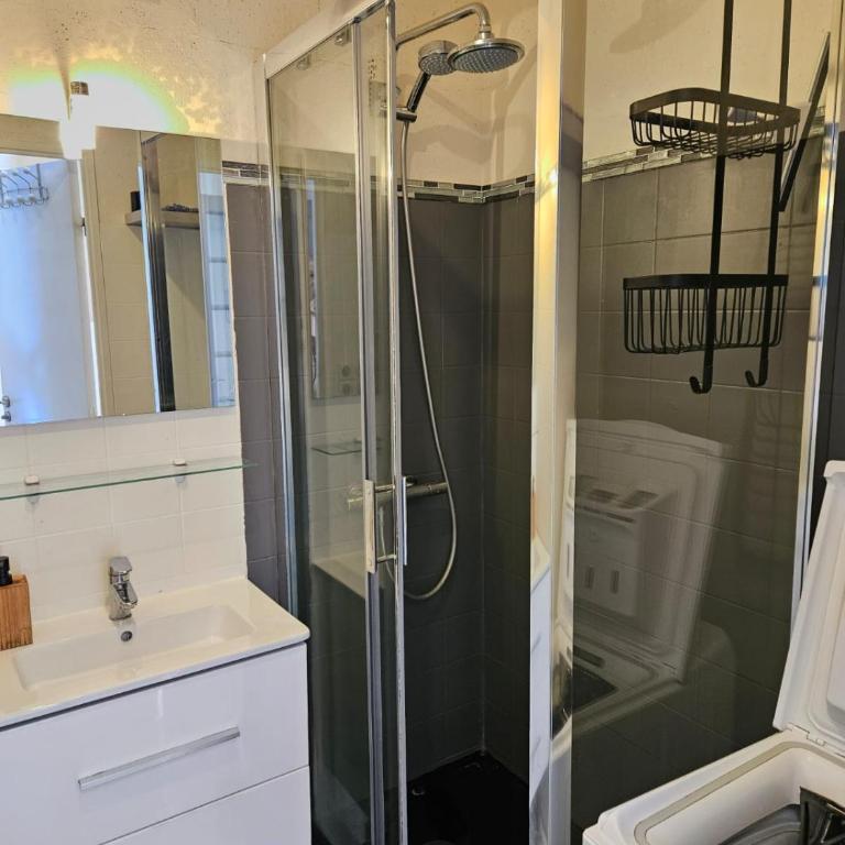 Appartement vue mer et Esterel avec piscine - Apartamento de 2 dormitorios - 10