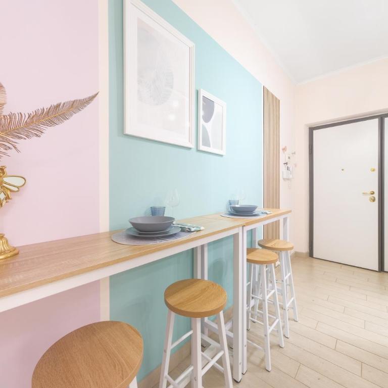 Luxury Vatican Home - Private Garden - Two-Bedroom Apartment - 27