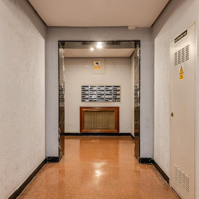 Queen's Manzanares I - Alojamiento Corta Estancia - One-Bedroom Apartment - 35