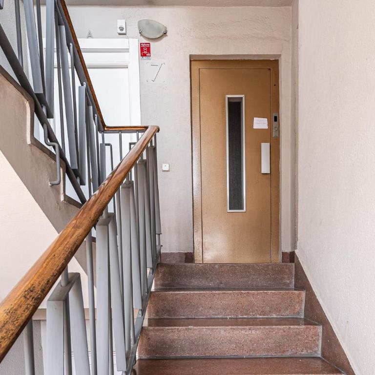 Queen's Manzanares I - Alojamiento Corta Estancia - One-Bedroom Apartment - 37