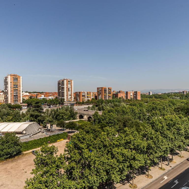 Queen's Manzanares I - Alojamiento Corta Estancia - One-Bedroom Apartment - 40