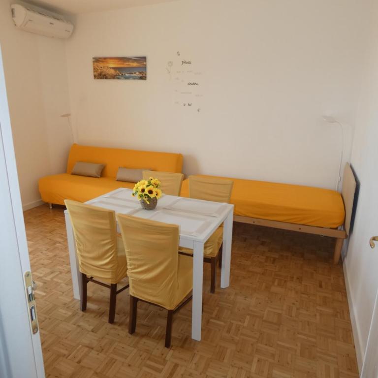 Incantevole alloggio con box auto - Appartamento con 1 Camera da Letto - 8