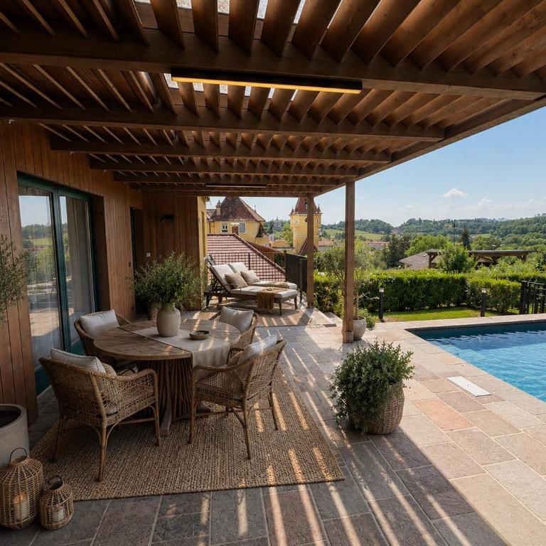 Chalet mit Pool & Sauna - Three-Bedroom Home - 1
