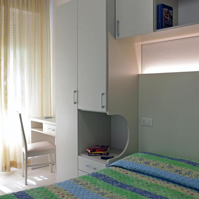 Hotel Leoni - Camera Matrimoniale/Doppia con Letti Singoli con Bagno Privato - 2