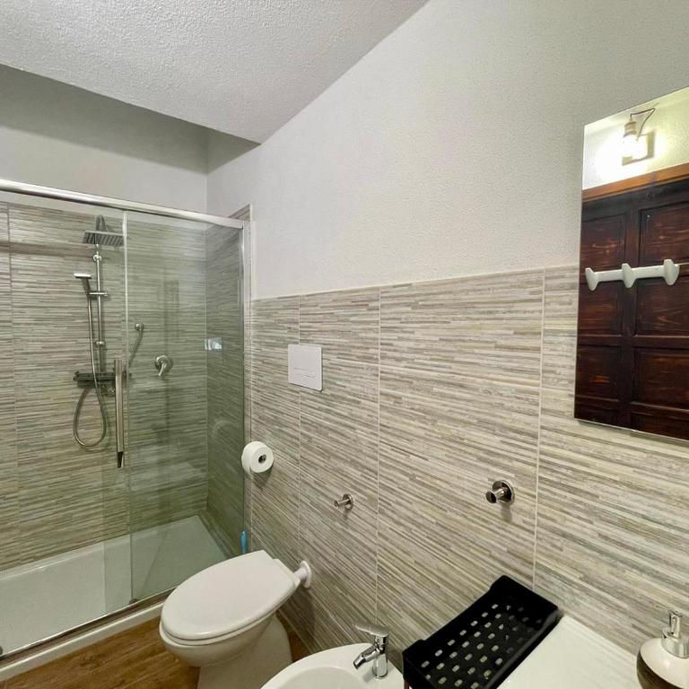 Villa Ambra - Jacuzzi & beach - One-Bedroom Villa - 28