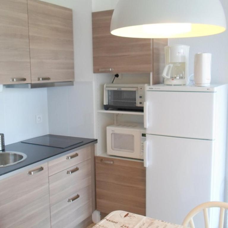 Appartement cosy avec terrasse et animaux admis à Balaruc-les-Bains - FR-1-503-38 - Studio - 10