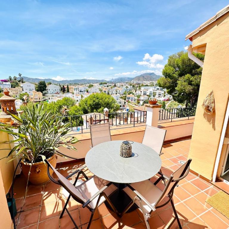 Beautiful Penthouse with Rooftop & Pool close to Burriana Beach - Apartamento de 2 dormitorios - 14
