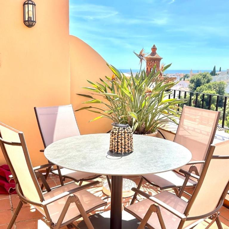 Beautiful Penthouse with Rooftop & Pool close to Burriana Beach - Apartamento de 2 dormitorios - 42