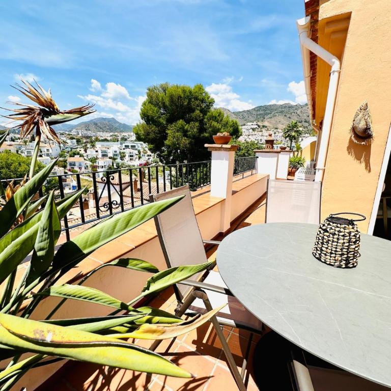 Beautiful Penthouse with Rooftop & Pool close to Burriana Beach - Apartamento de 2 dormitorios - 51