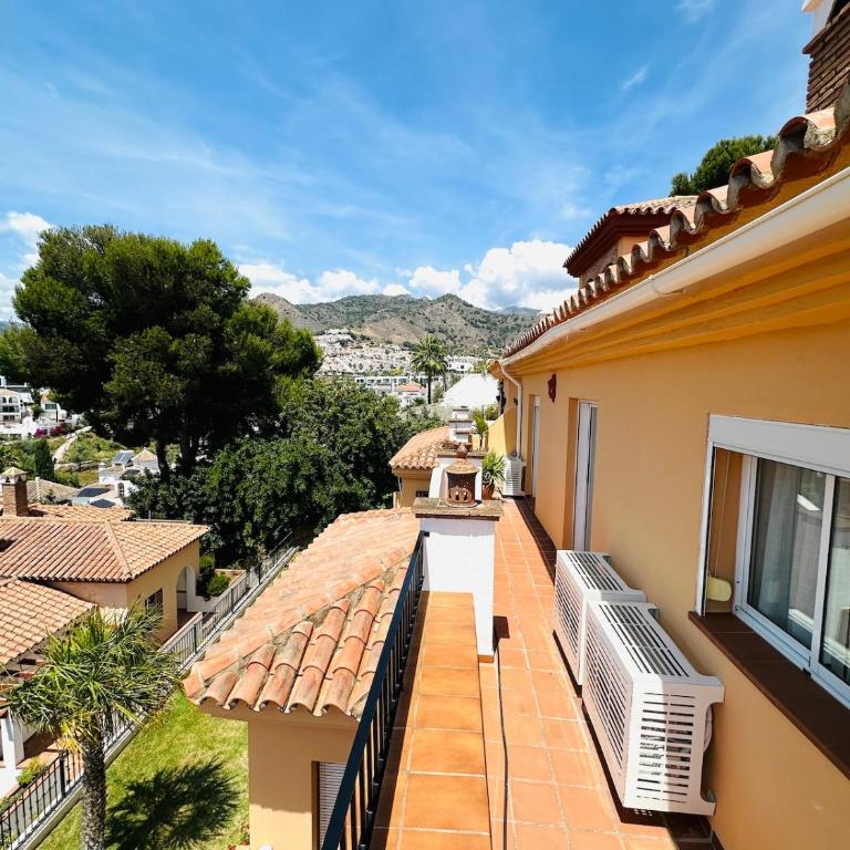 Beautiful Penthouse with Rooftop & Pool close to Burriana Beach - Apartamento de 2 dormitorios - 64