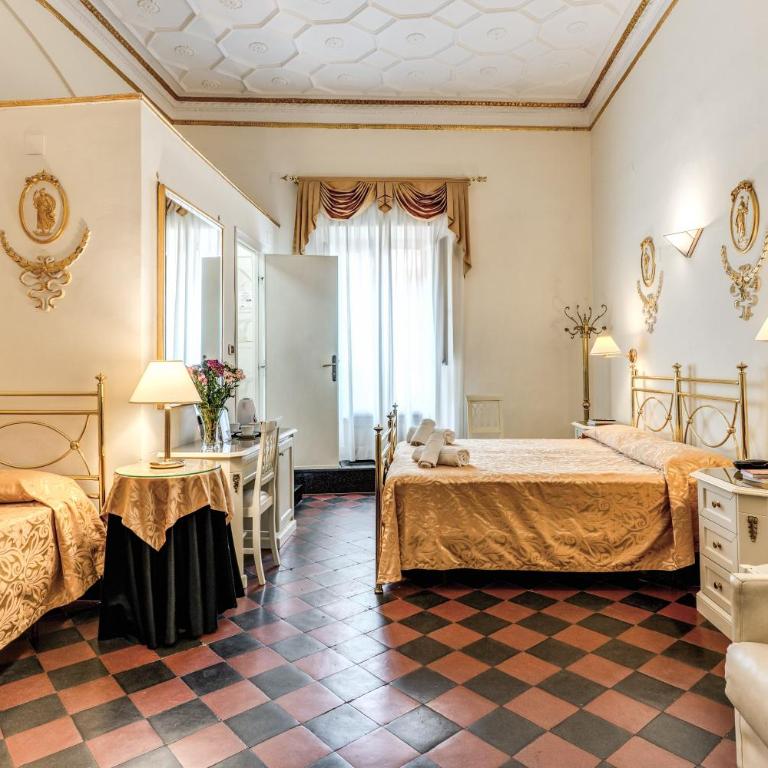 Hotel Labelle - Quadruple Room - 13