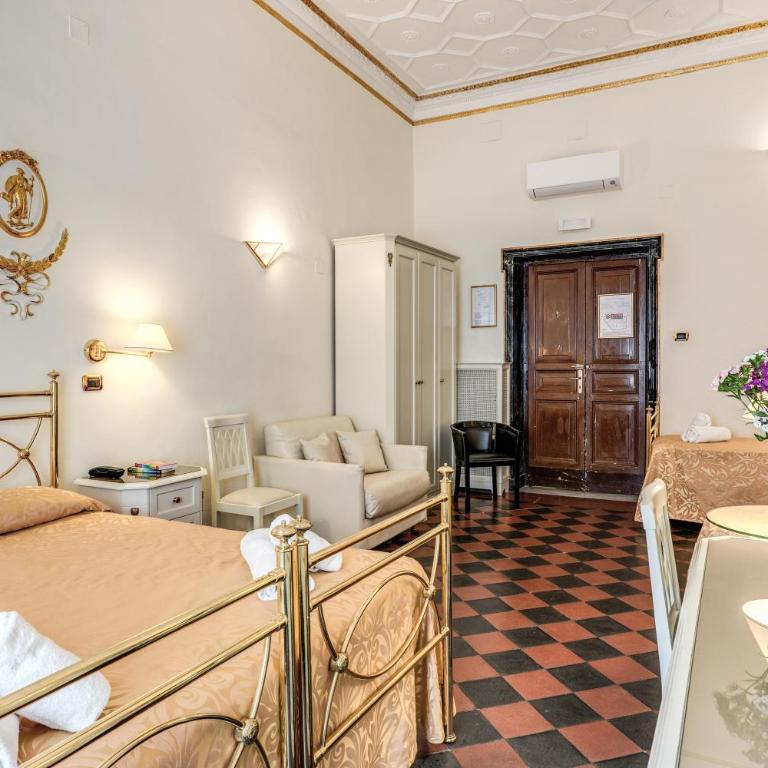 Hotel Labelle - Quadruple Room - 25