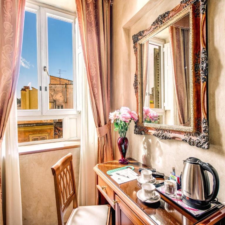 Hotel Labelle - Double or Twin Room - 8