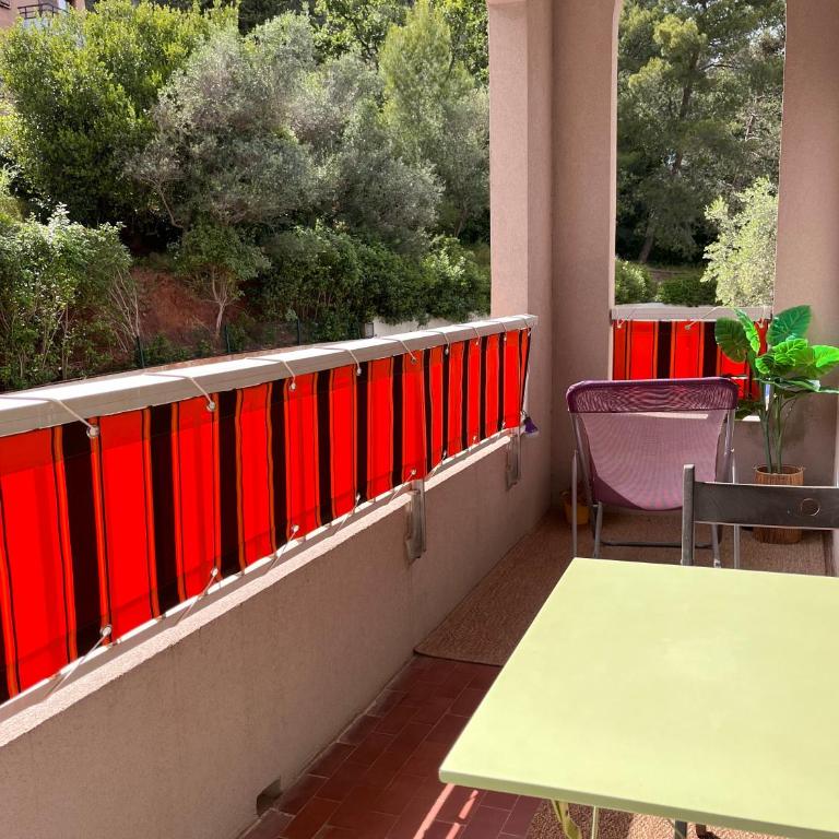Grand studio à Hyères entre mer et ville - Apartamento Estudio - 23