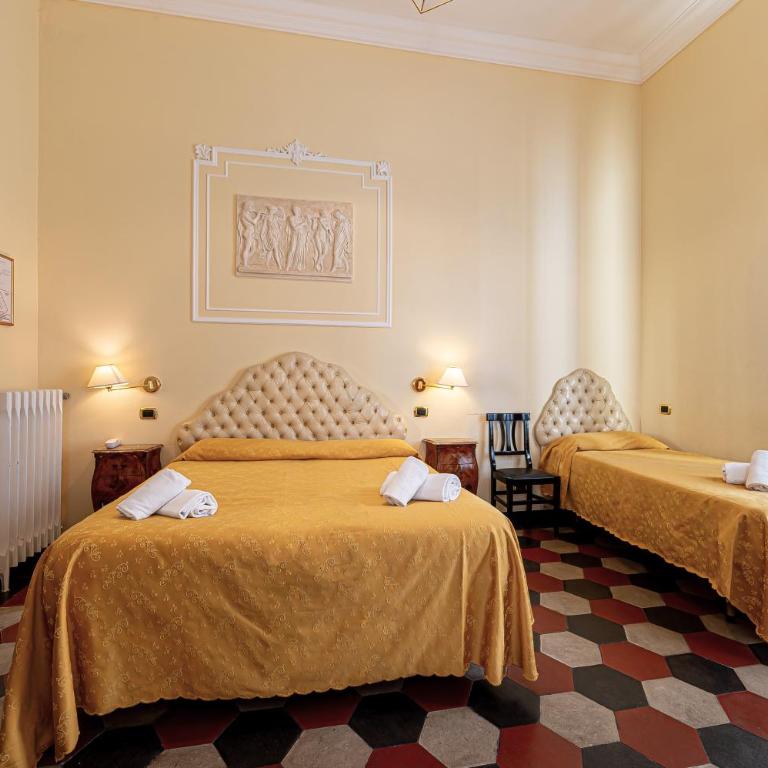 Hotel Labelle - Triple Room - 24