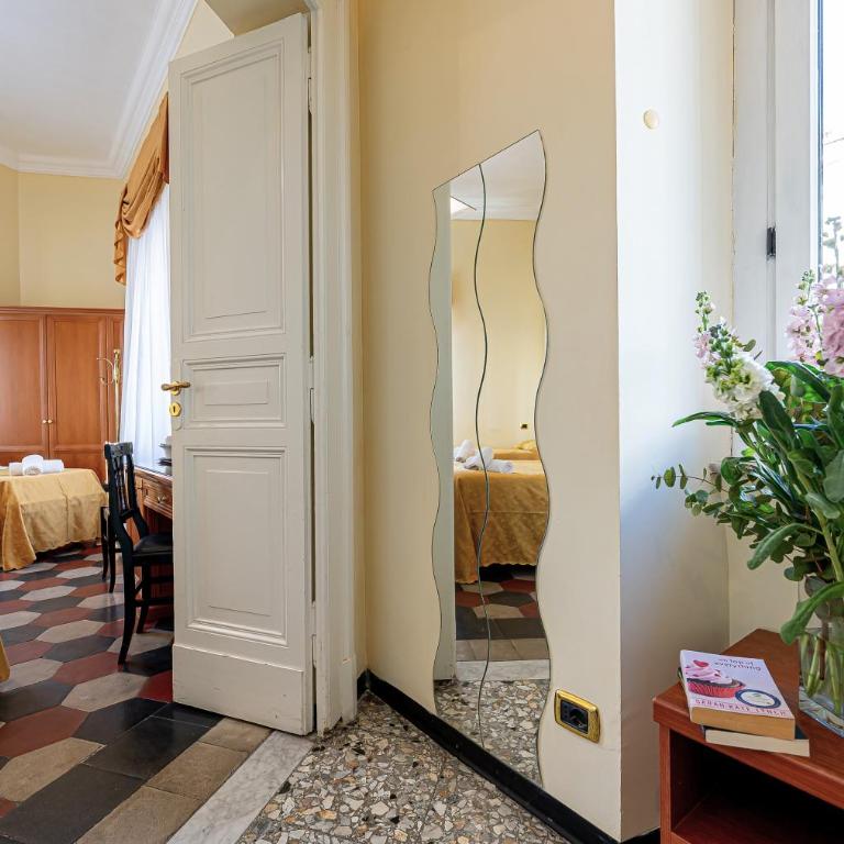 Hotel Labelle - Triple Room - 21